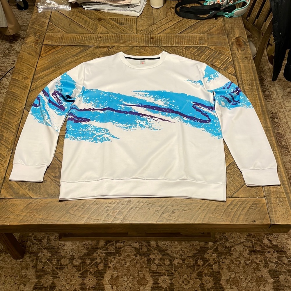 Graffiti shirt 90’s Crewneck Sweatshirt lightweight